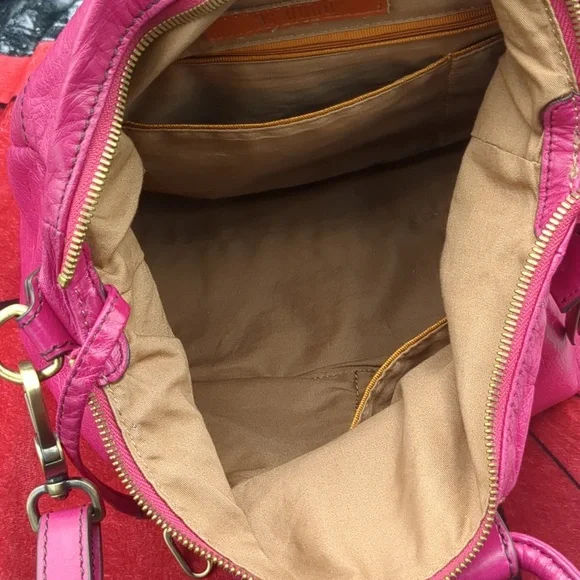 Hobo Sheila medium satchel hibiscus - Picture 11 of 15